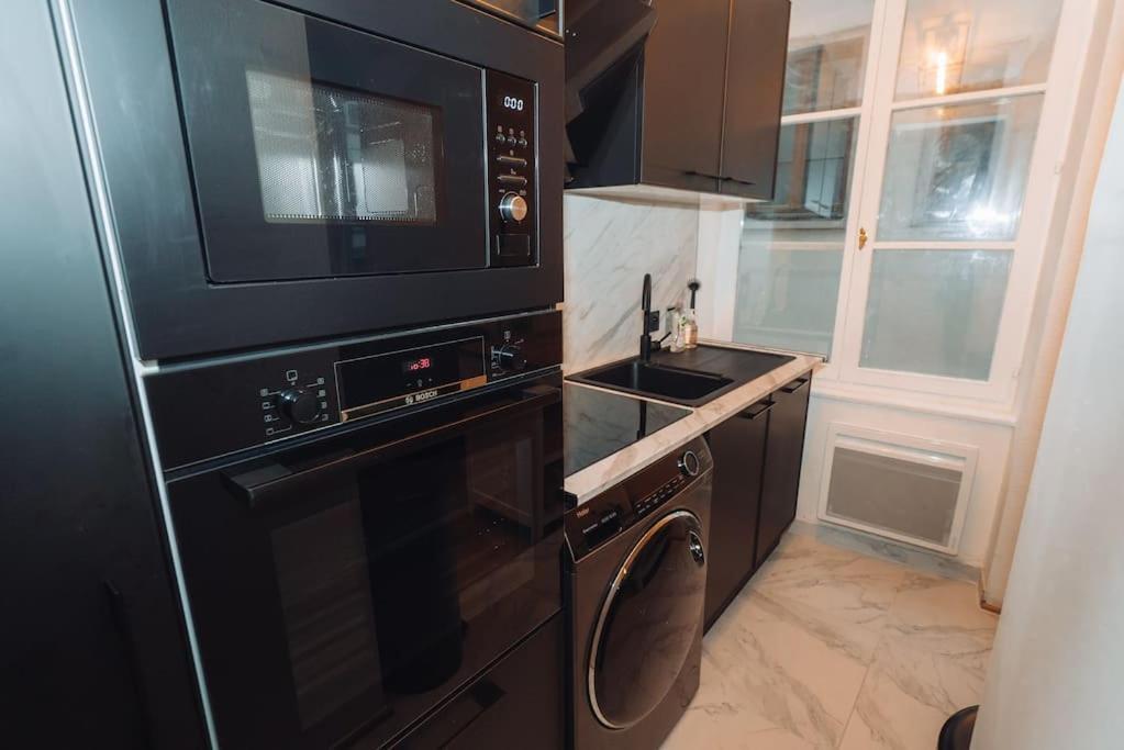 Appartement Magnifique 2 Pieces En Hyper Centre *